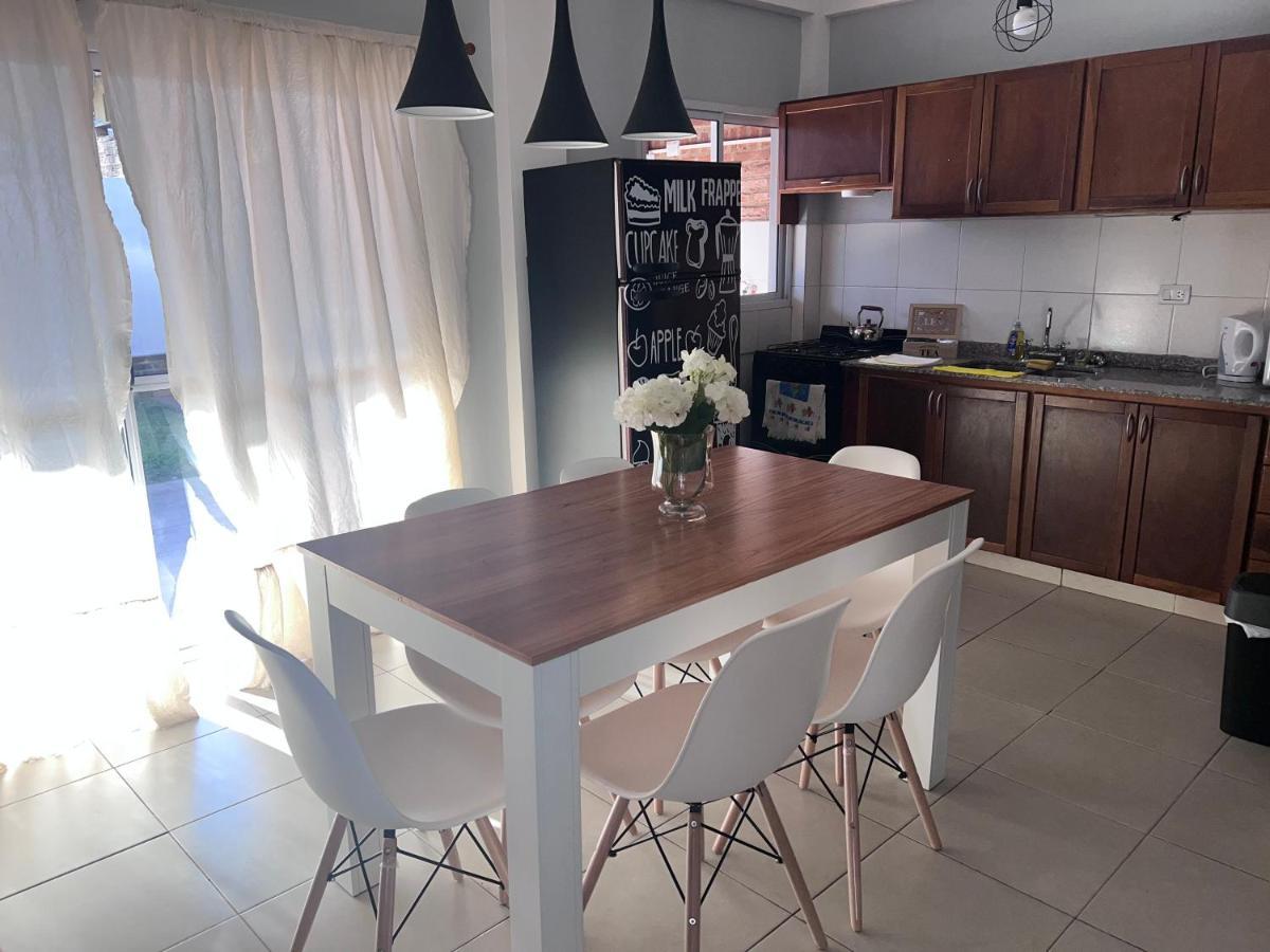 Hermoso Duplex En Barrio Cerrado Posadas Kültér fotó